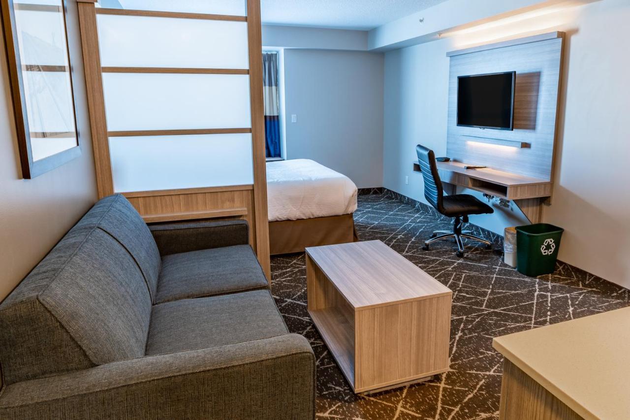 Microtel Inn & Suites By Wyndham Lloydminster Kültér fotó
