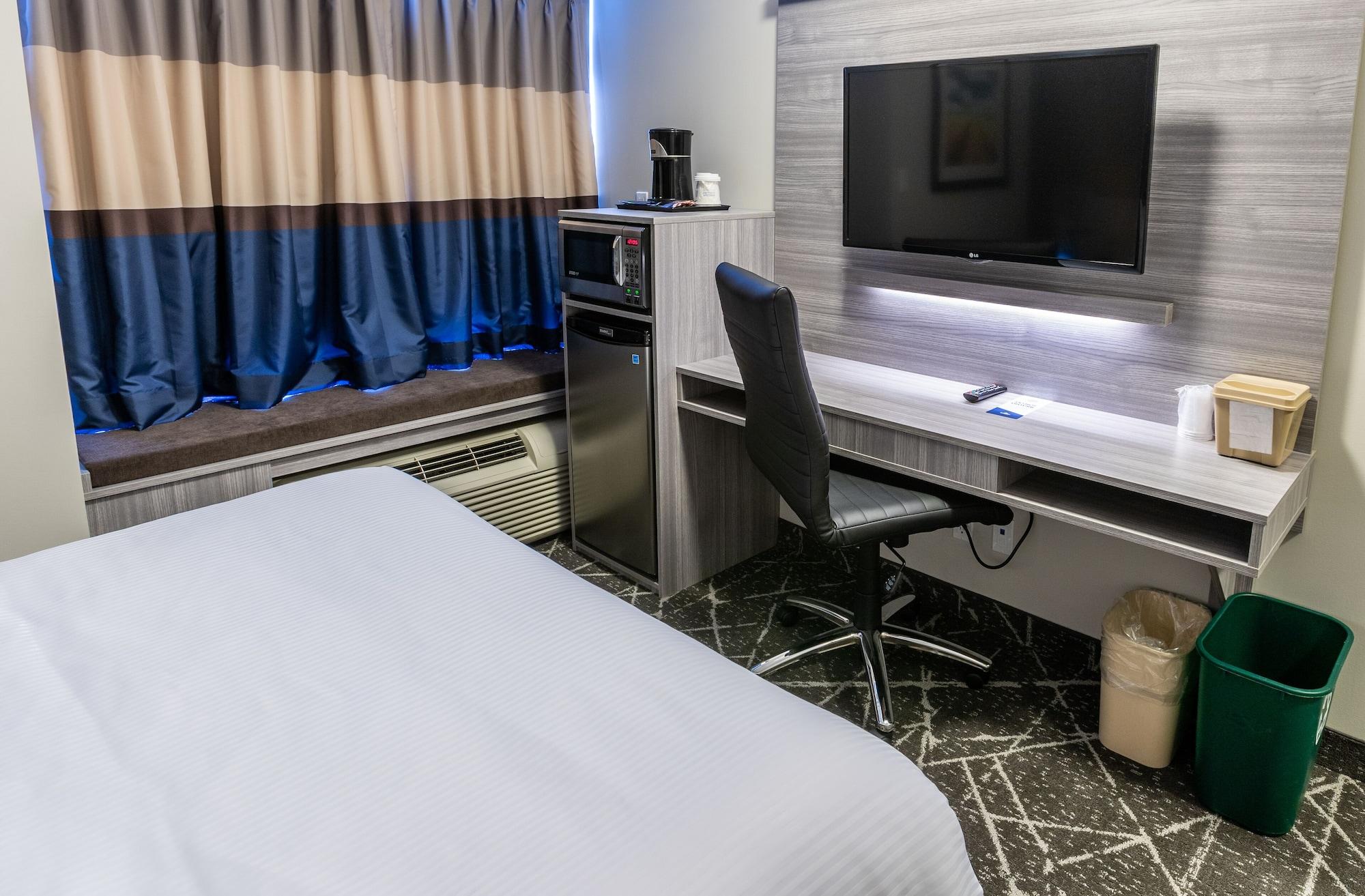 Microtel Inn & Suites By Wyndham Lloydminster Kültér fotó