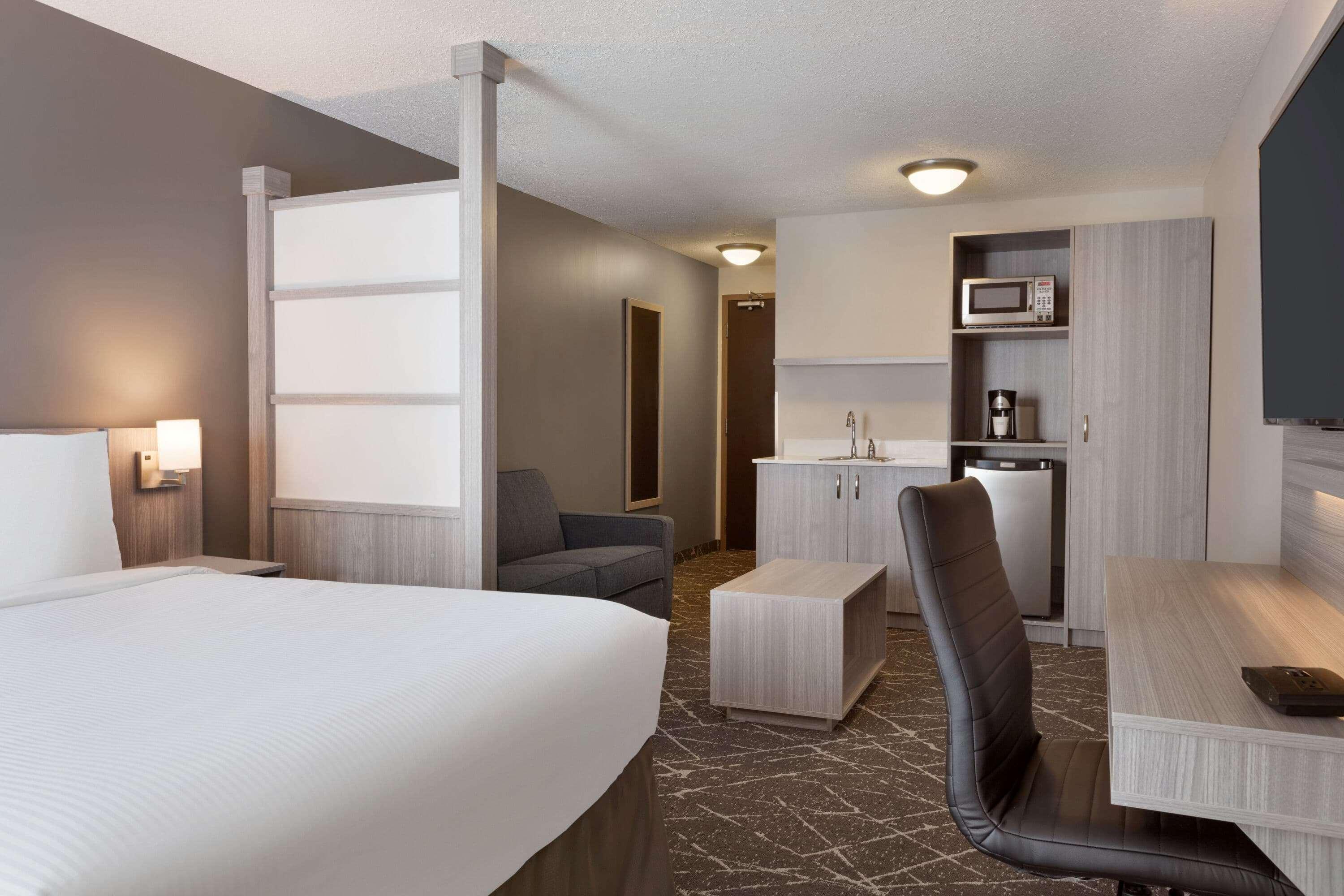 Microtel Inn & Suites By Wyndham Lloydminster Kültér fotó