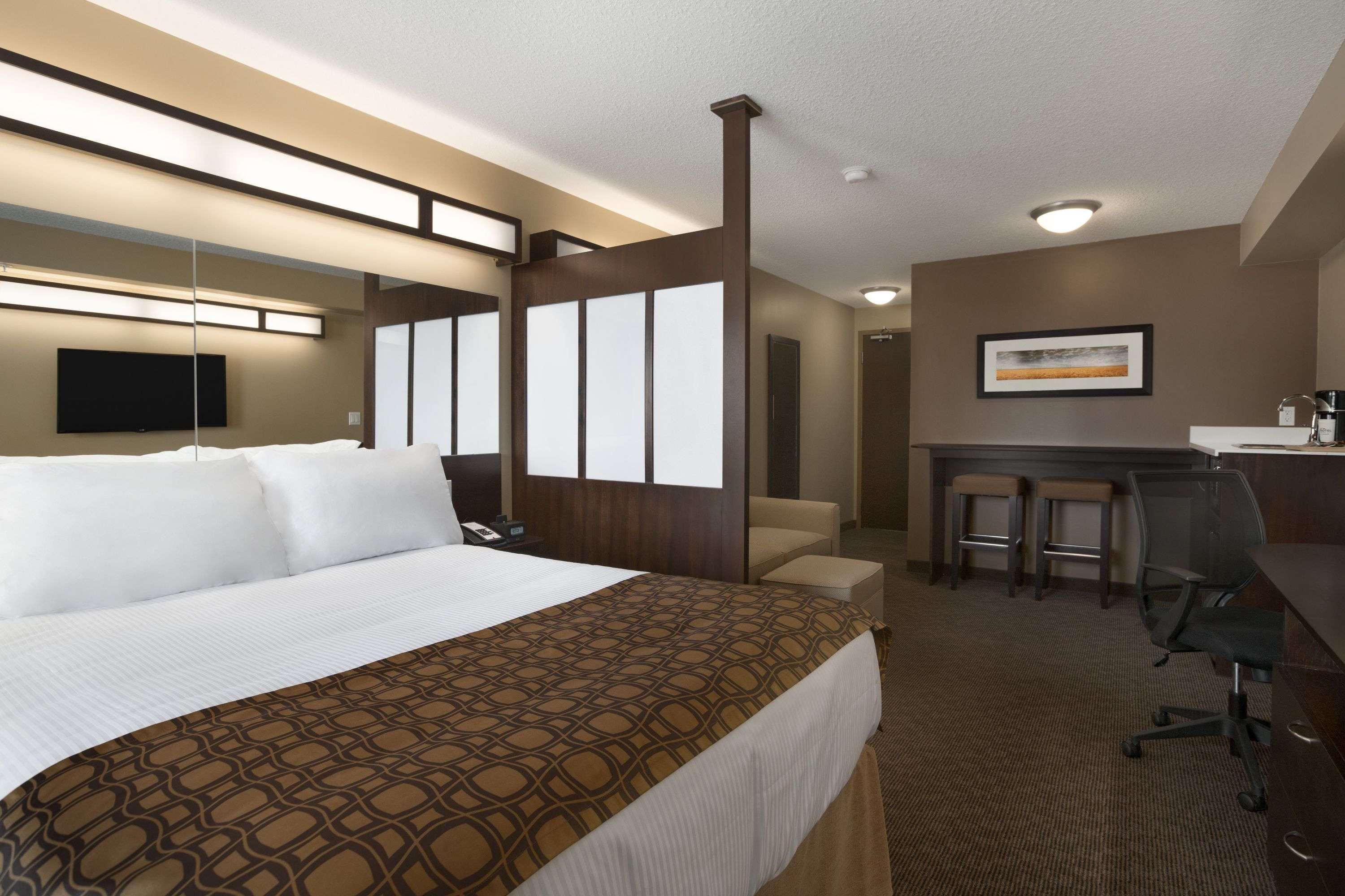 Microtel Inn & Suites By Wyndham Lloydminster Kültér fotó
