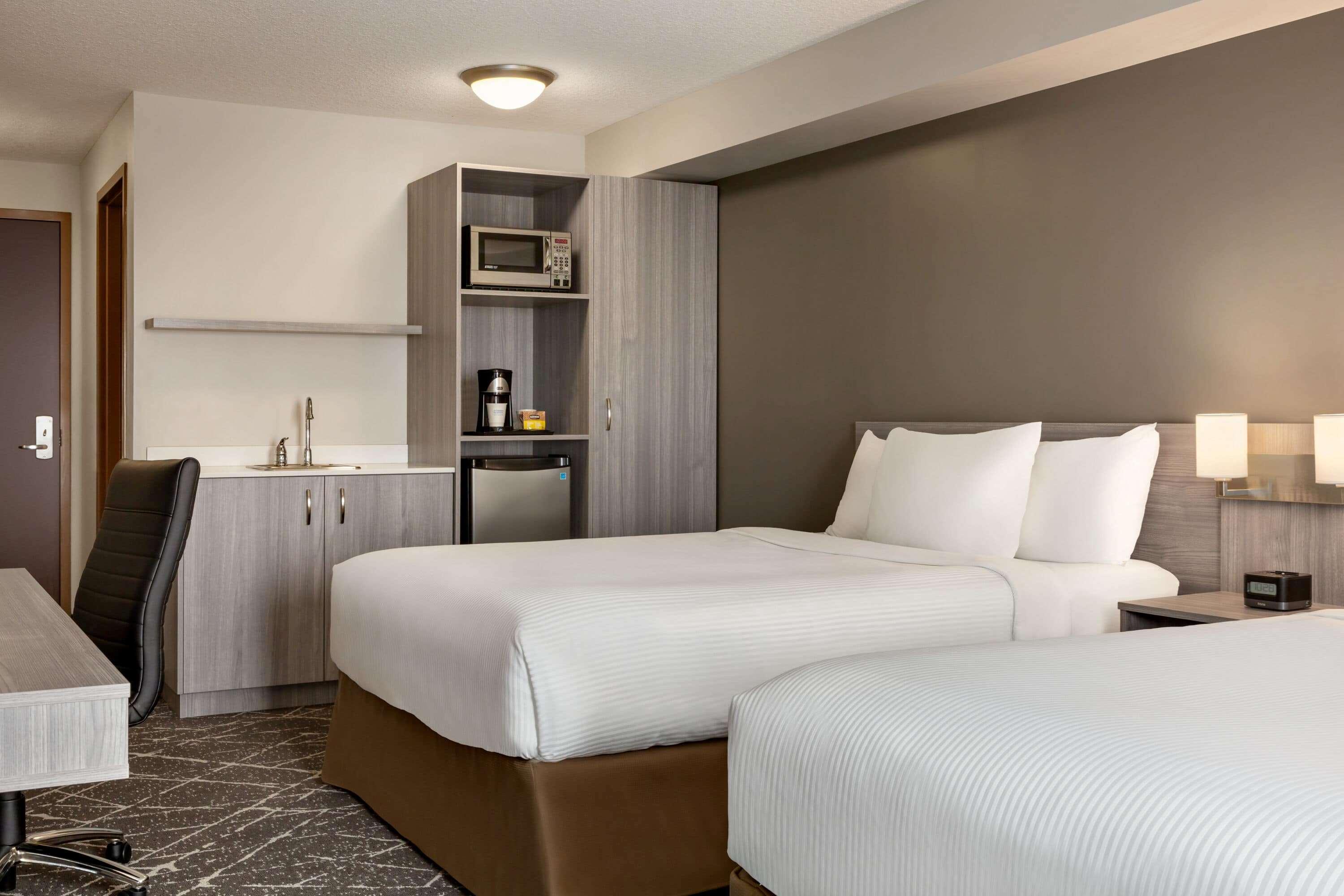 Microtel Inn & Suites By Wyndham Lloydminster Kültér fotó